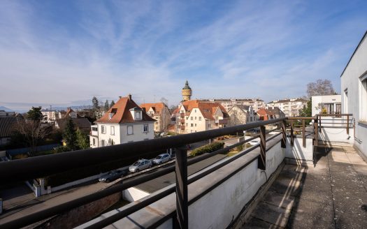 Bel appartement en attique à Selestat