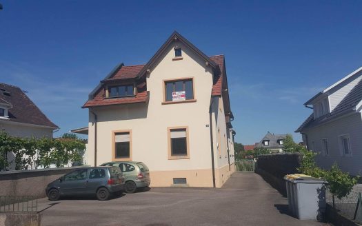 A ppartement 3 pièces avec parking dans une petite résidence